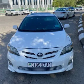 Toyota Corolla 2013