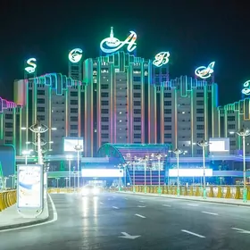 AŞGABAT MOLL