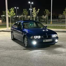 BMW E39 2002