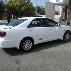 Toyota Camry 2004