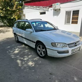 Opel Omega 1995