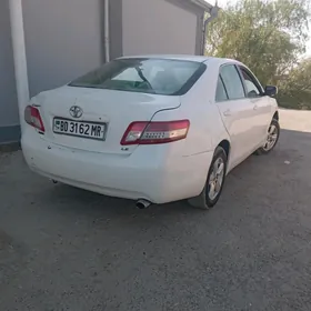 Toyota Camry 2010