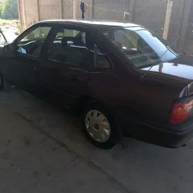 Opel Vectra 1990