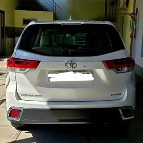 Toyota Highlander 2018