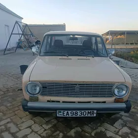 Lada 2104 1980