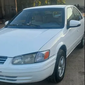 Toyota Camry 1997