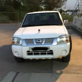 Nissan Navara 2013