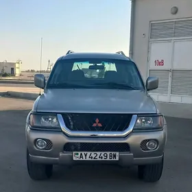 Mitsubishi Montero Sport 2003