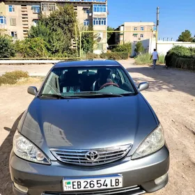 Toyota Camry 2003