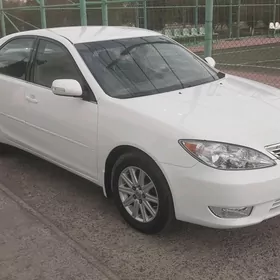 Toyota Camry 2005