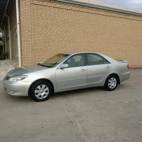 Toyota Camry 2004