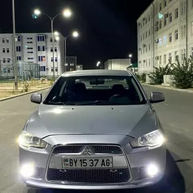 Mitsubishi Lancer 2014