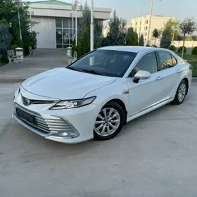 Toyota Camry 2018