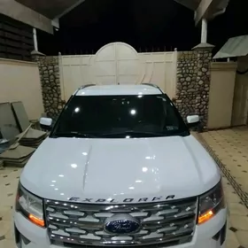 Ford Explorer 2019