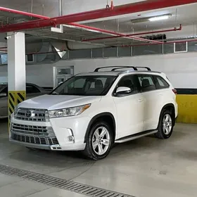 Toyota Highlander 2017