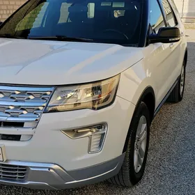 Ford Explorer 2019