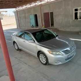 Toyota Camry 2010