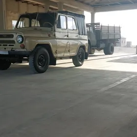 UAZ 469 1985