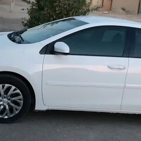 Toyota Corolla 2015