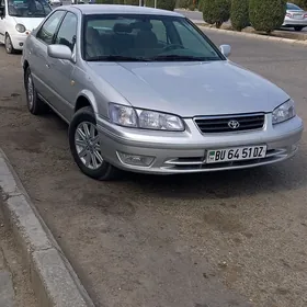 Toyota Camry 2000