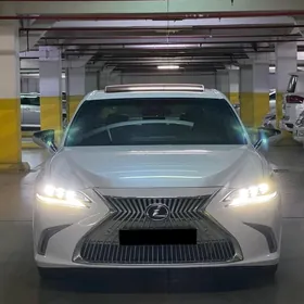 Lexus ES 350 2019