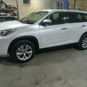 Toyota Highlander 2019