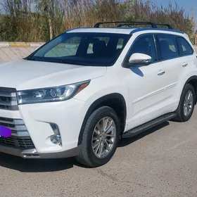 Toyota Highlander 2018