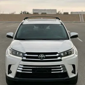 Toyota Highlander 2019