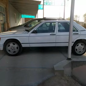 Mercedes-Benz 190E 1987