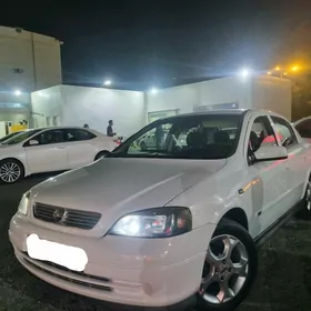 Opel Astra 2004