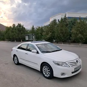 Toyota Camry 2010