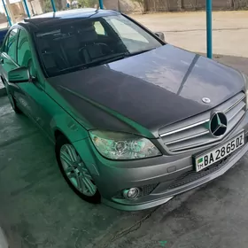 Mercedes-Benz C300 2009