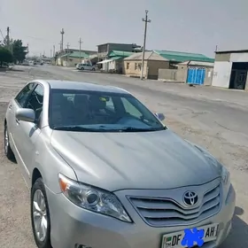 Toyota Camry 2010