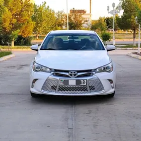 Toyota Camry 2015