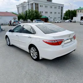 Toyota Camry 2015