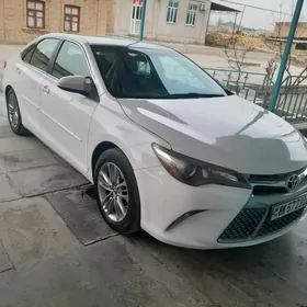 Toyota Camry 2016