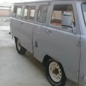 UAZ 2206 2000