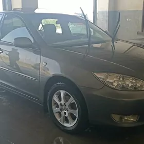 Toyota Camry 2005