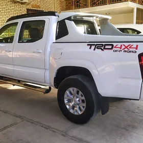 Toyota Tacoma 2021