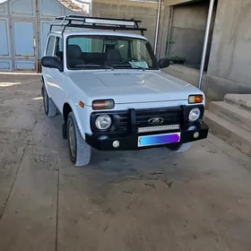 Lada Niva 2011