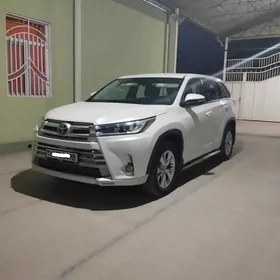 Toyota Highlander 2019