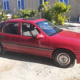 Opel Vectra 1990