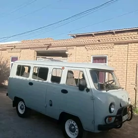 UAZ 2206 2003