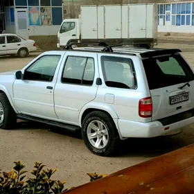 Infiniti QX4 2000