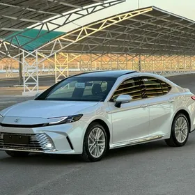 Toyota Camry 2024