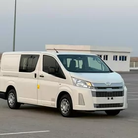 Toyota Hiace 2020