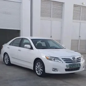 Toyota Camry 2010