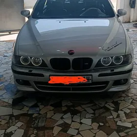 BMW E39 2001