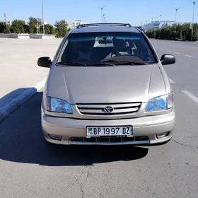 Toyota Sienna 2001