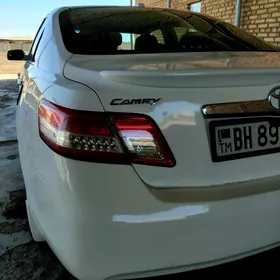 Toyota Camry 2010